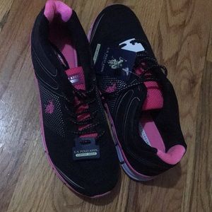 NWT Tennis Shoes